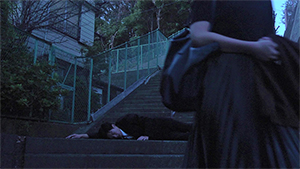 階段がある限り誰かがのぼらなくてはいけない